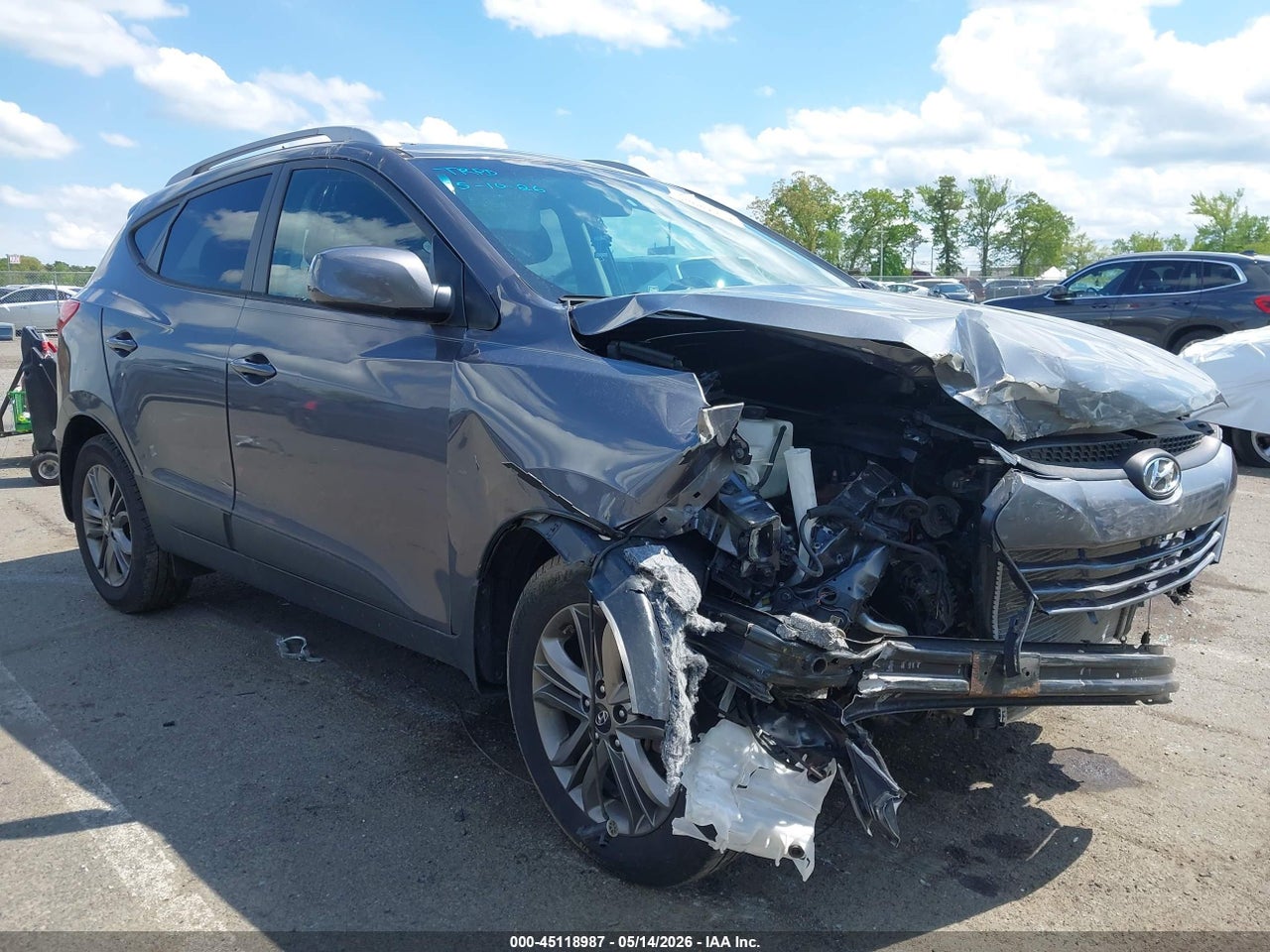 KM8JU3AG3FU****** · 2015 HYUNDAI TUCSON SE