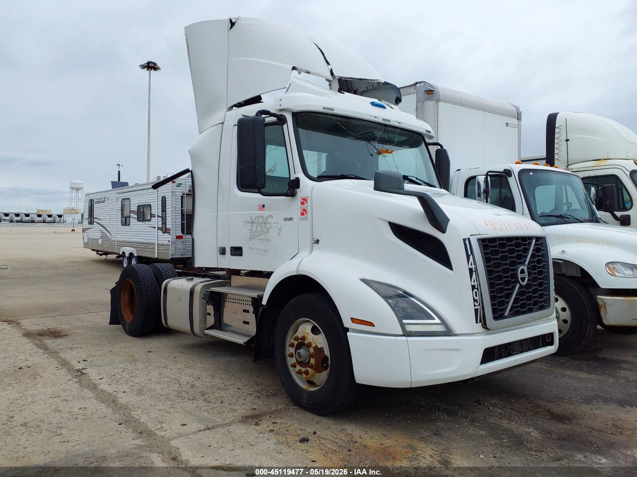 4V4W19EG0KN****** · 2019 VOLVO VNR