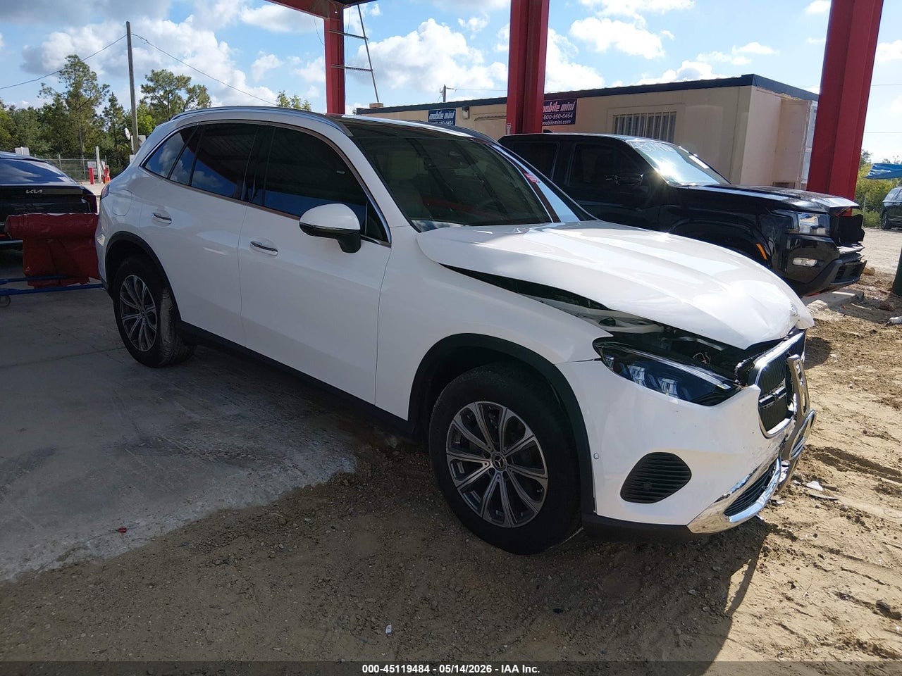 W1NKM4HB5SF****** · 2025 MERCEDES-BENZ GLC 300 4MATIC SUV