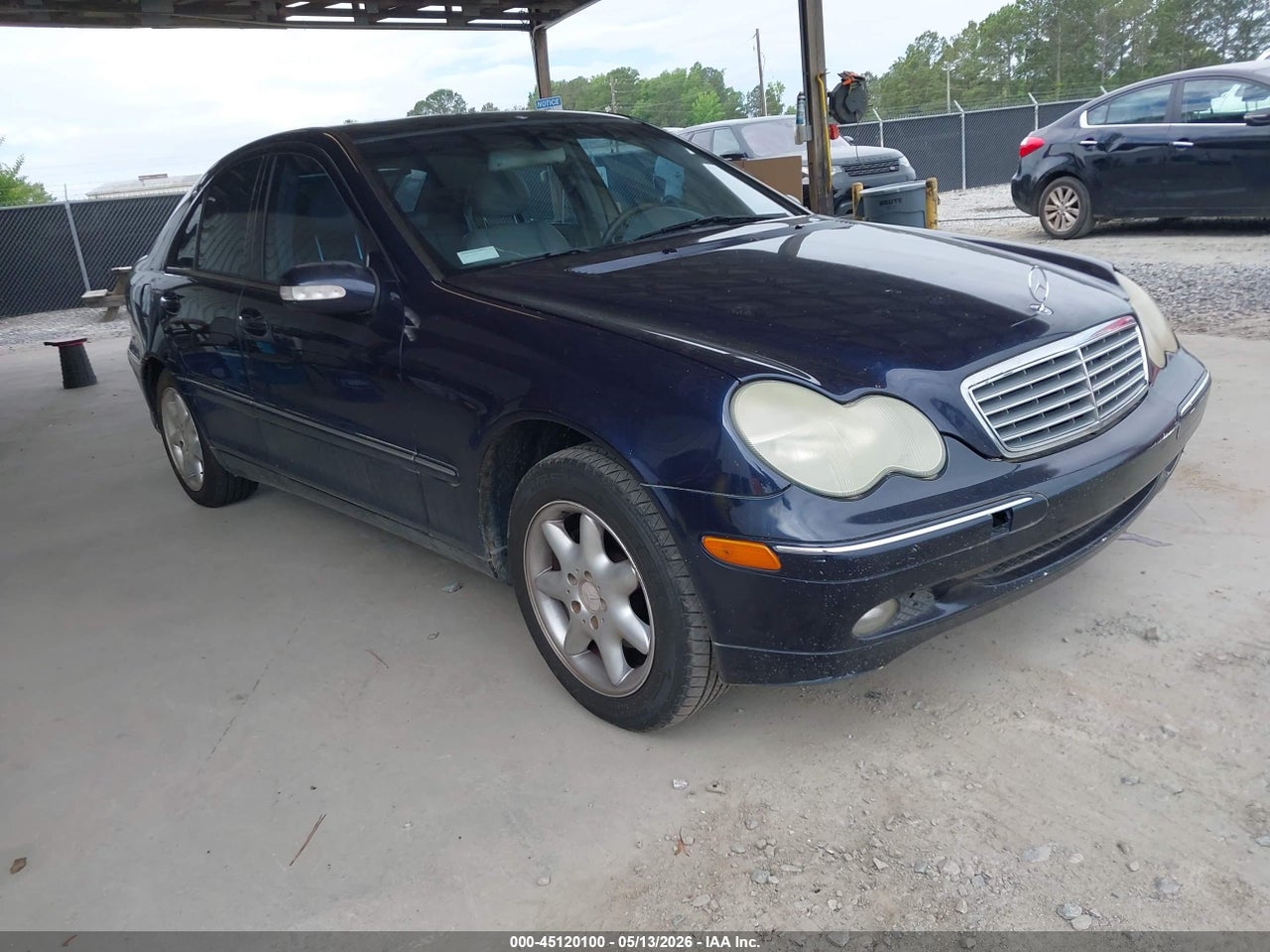 WDBRF61J01F****** · 2001 MERCEDES-BENZ C 240