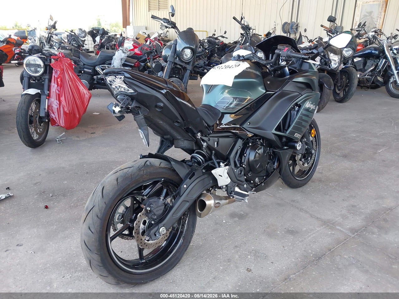 2025 KAWASAKI EX650 P · 4/11
