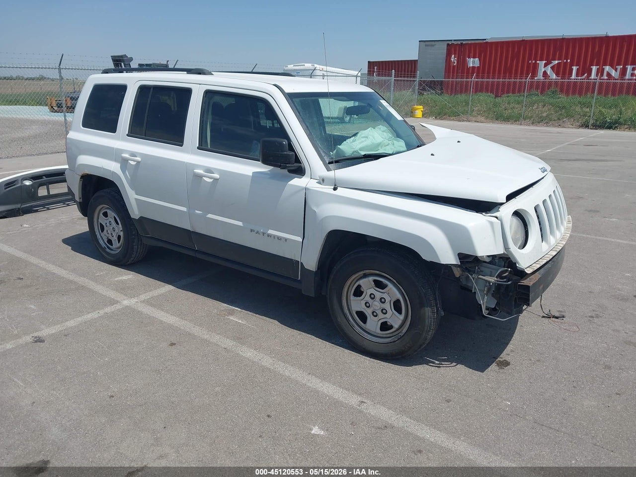 1C4NJPBB9FD****** · 2015 JEEP PATRIOT SPORT