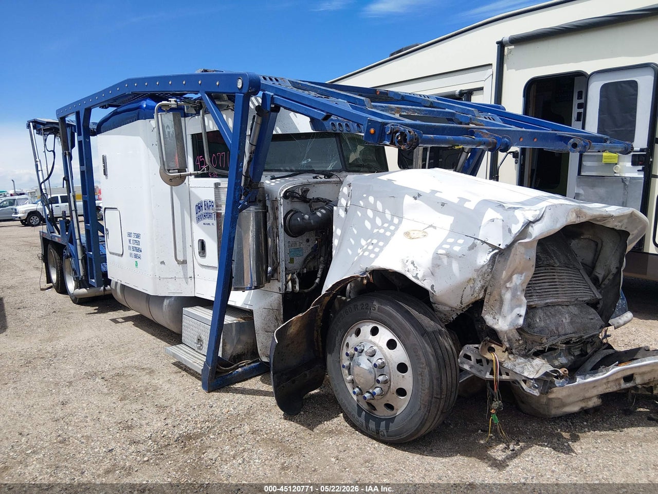 1NPWDB9X49D****** · 2009 PETERBILT 388