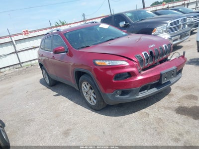 1C4PJLCB2HW****** · 2017 JEEP CHEROKEE LATITUDE FWD