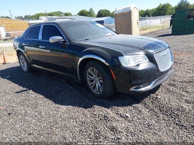 2016 CHRYSLER 300C