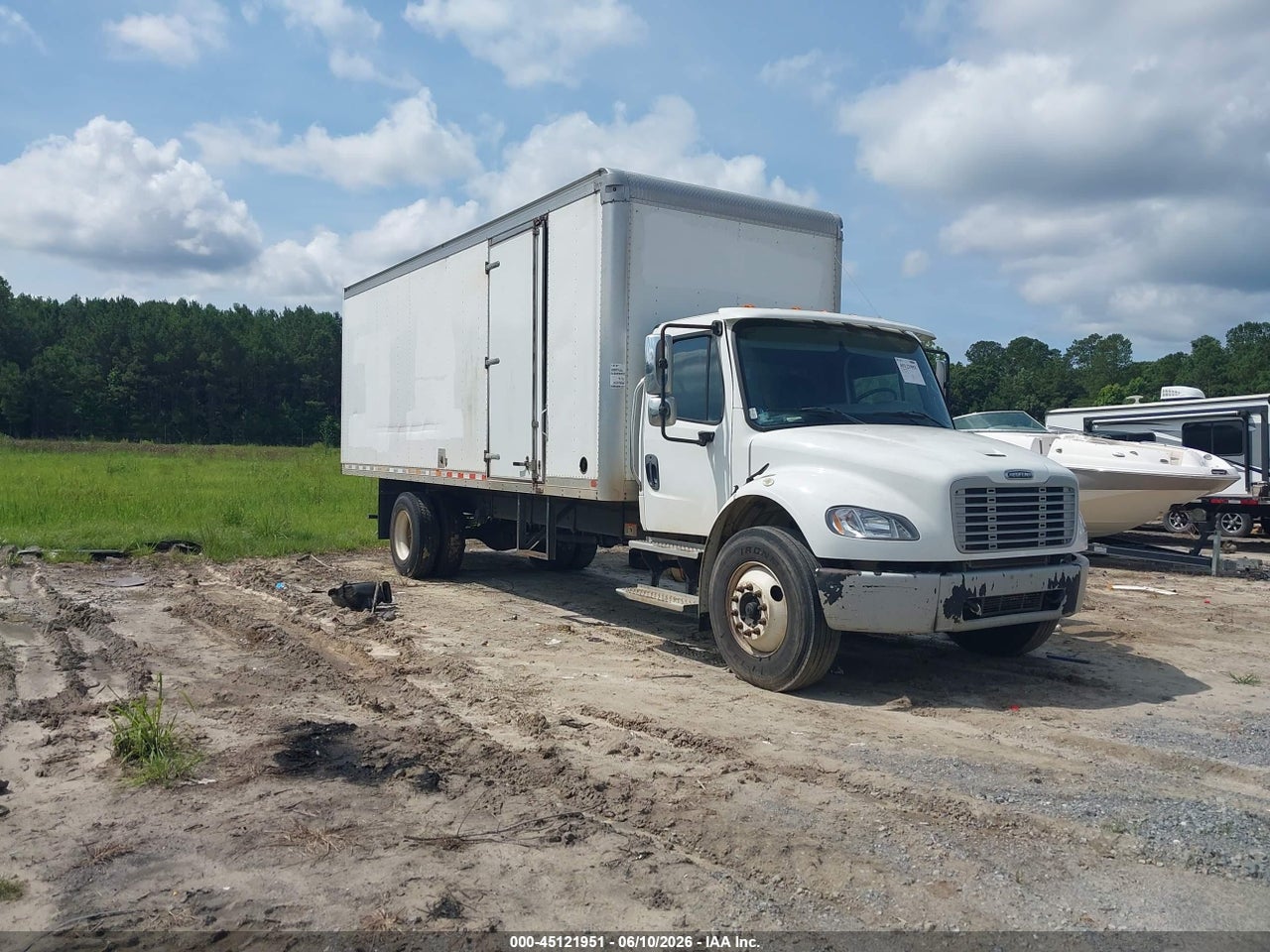 1FVACWFD9JH****** · 2018 FREIGHTLINER M2 106