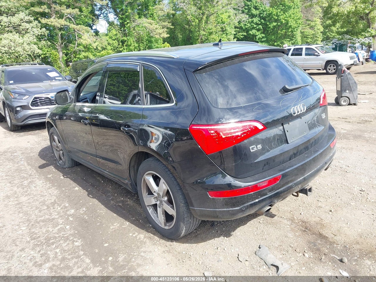 2010 AUDI Q5 3.2 PREMIUM · 3/11