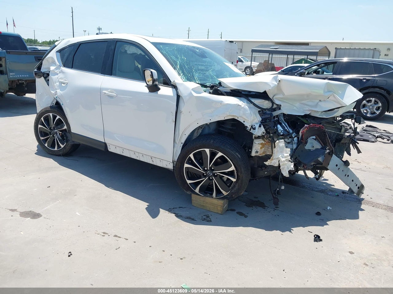 JM3KFBEM4P0****** · 2023 MAZDA CX-5 2.5 S PREMIUM PLUS