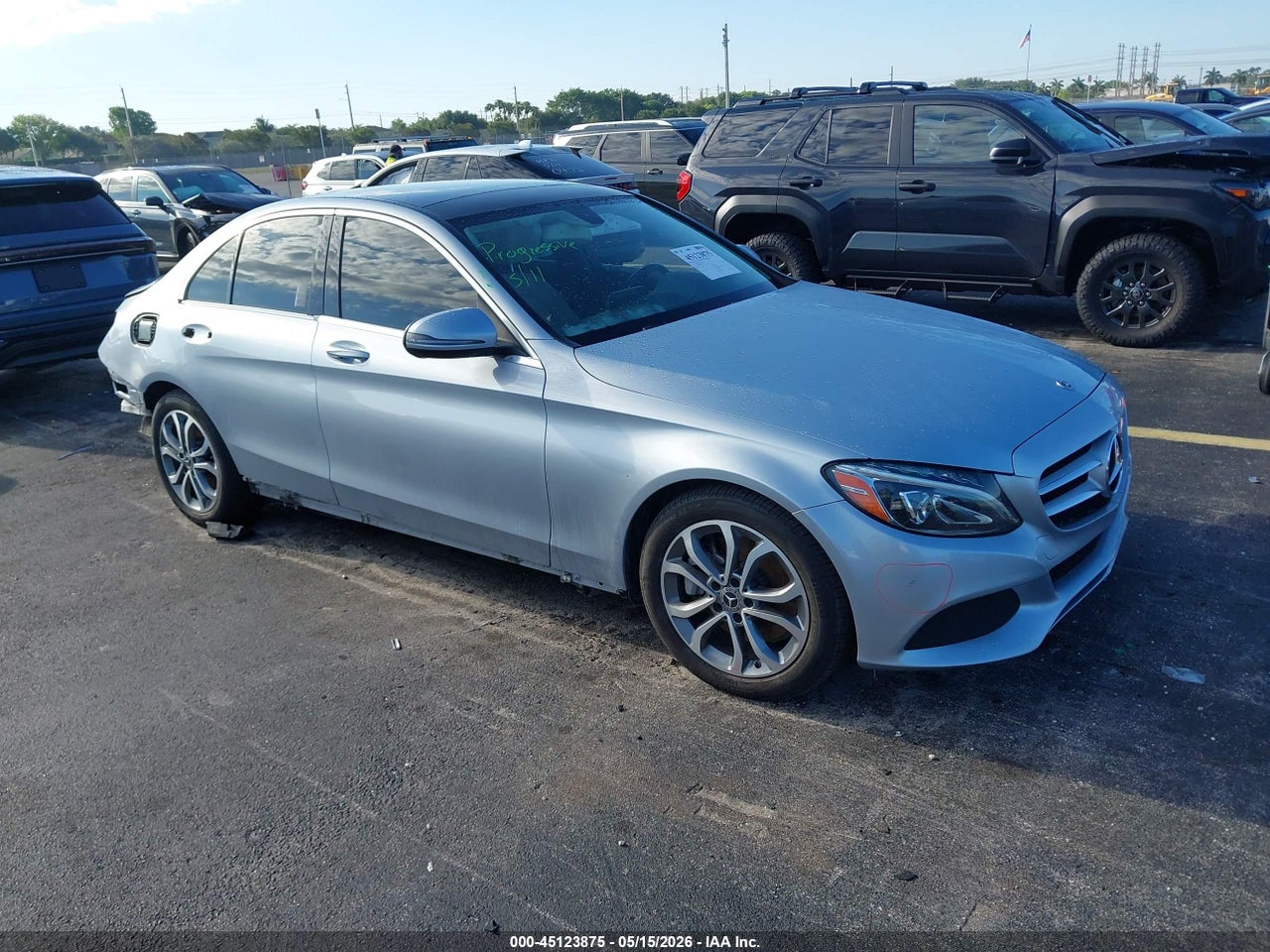 WDDWF4JB4JR****** · 2018 MERCEDES-BENZ C 300