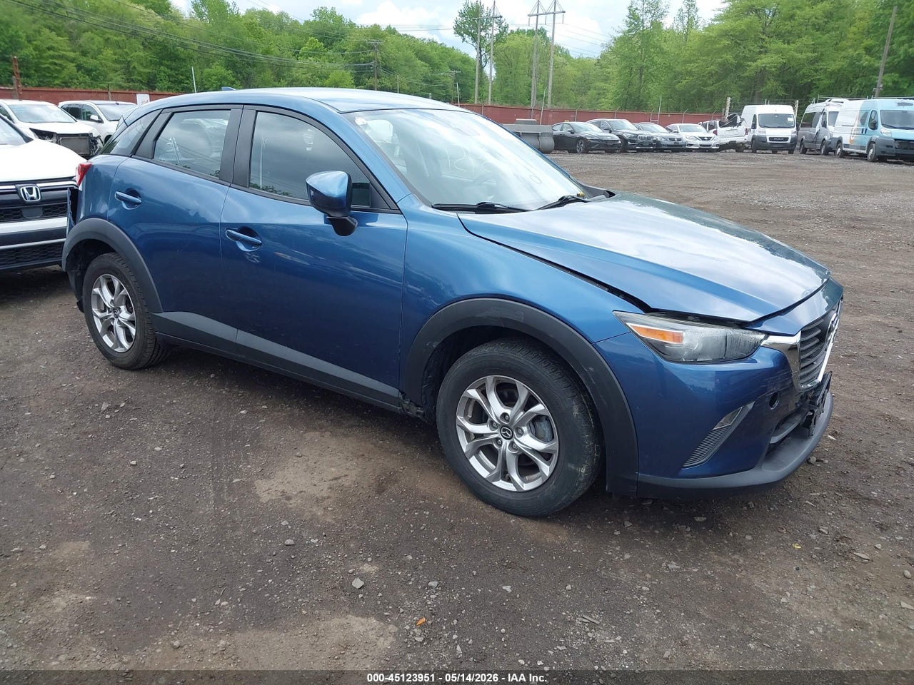JM1DKFB72J0****** · 2018 MAZDA CX-3 SPORT