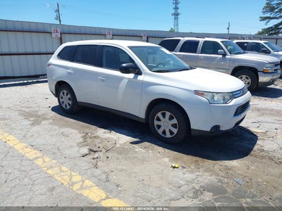 2014 MITSUBISHI OUTLANDER ES