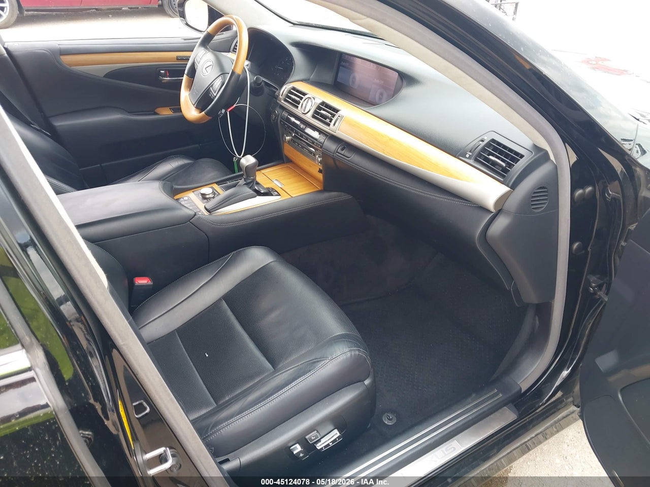 2014 LEXUS LS 460 L · 5/11