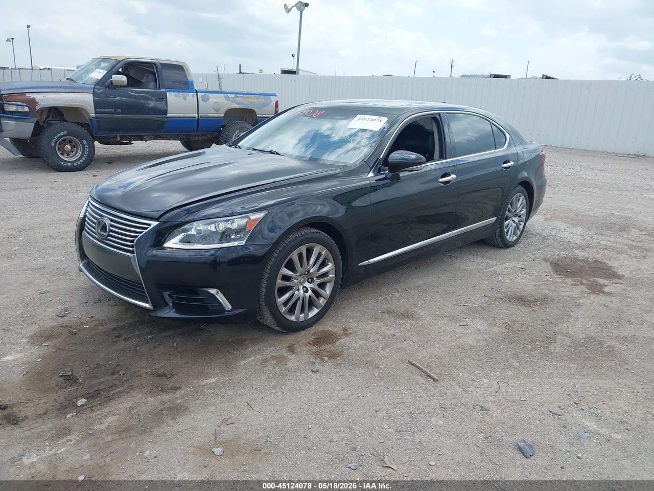 2014 LEXUS LS 460 L · 2/11