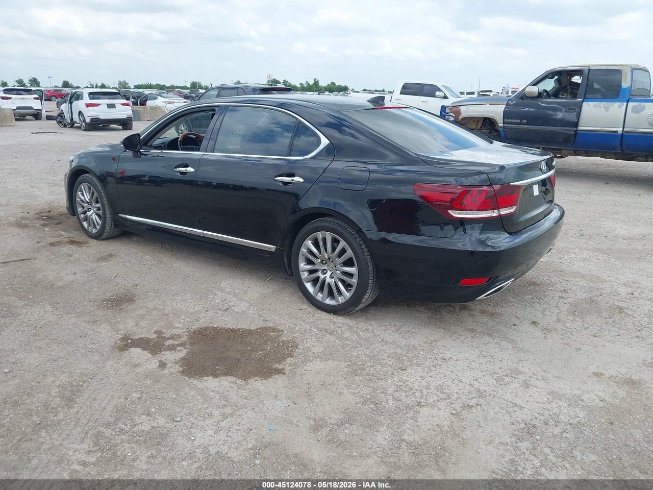 2014 LEXUS LS 460 L · 3/11