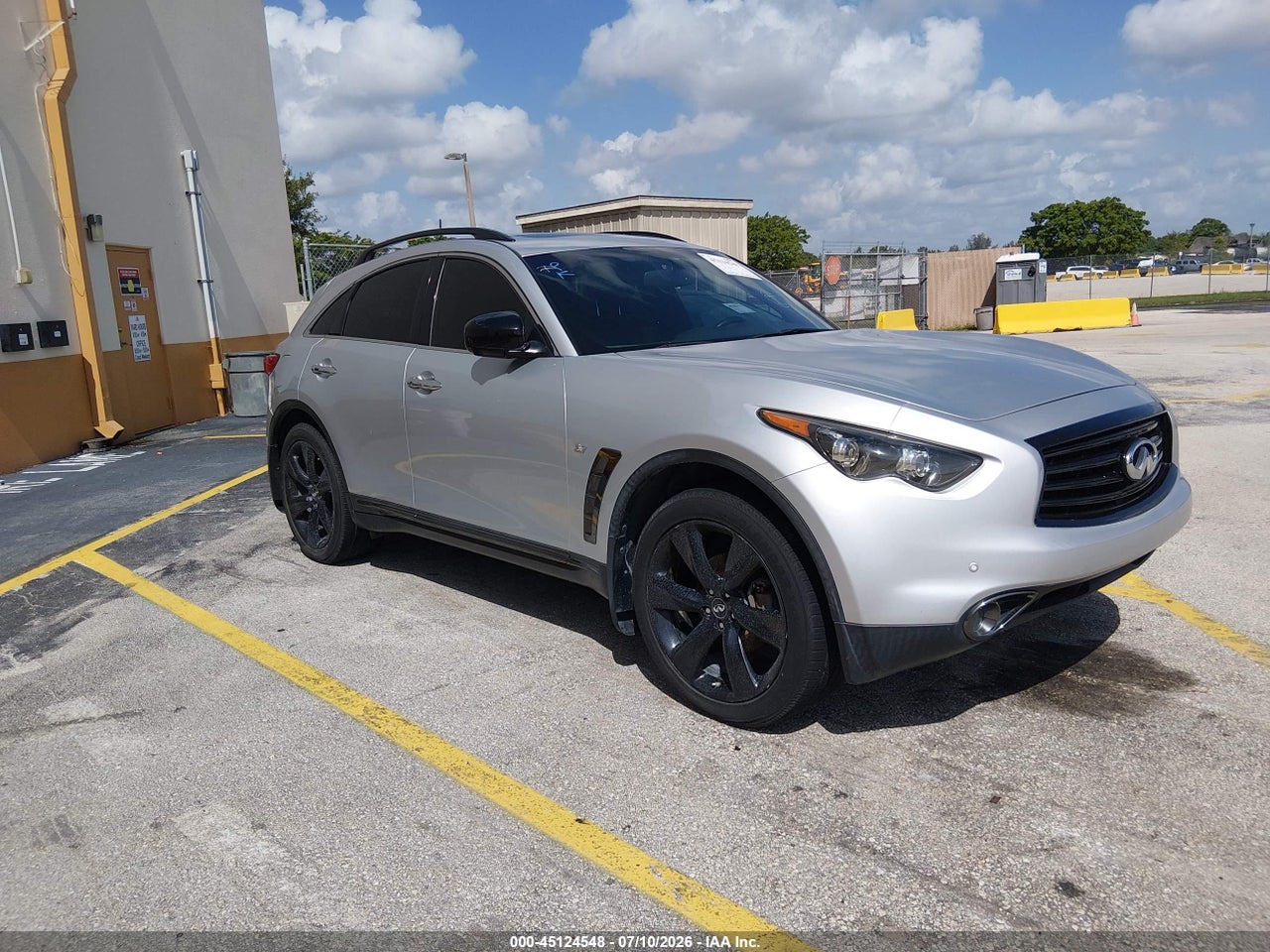 JN8CS1MW2FM****** · 2015 INFINITI QX70
