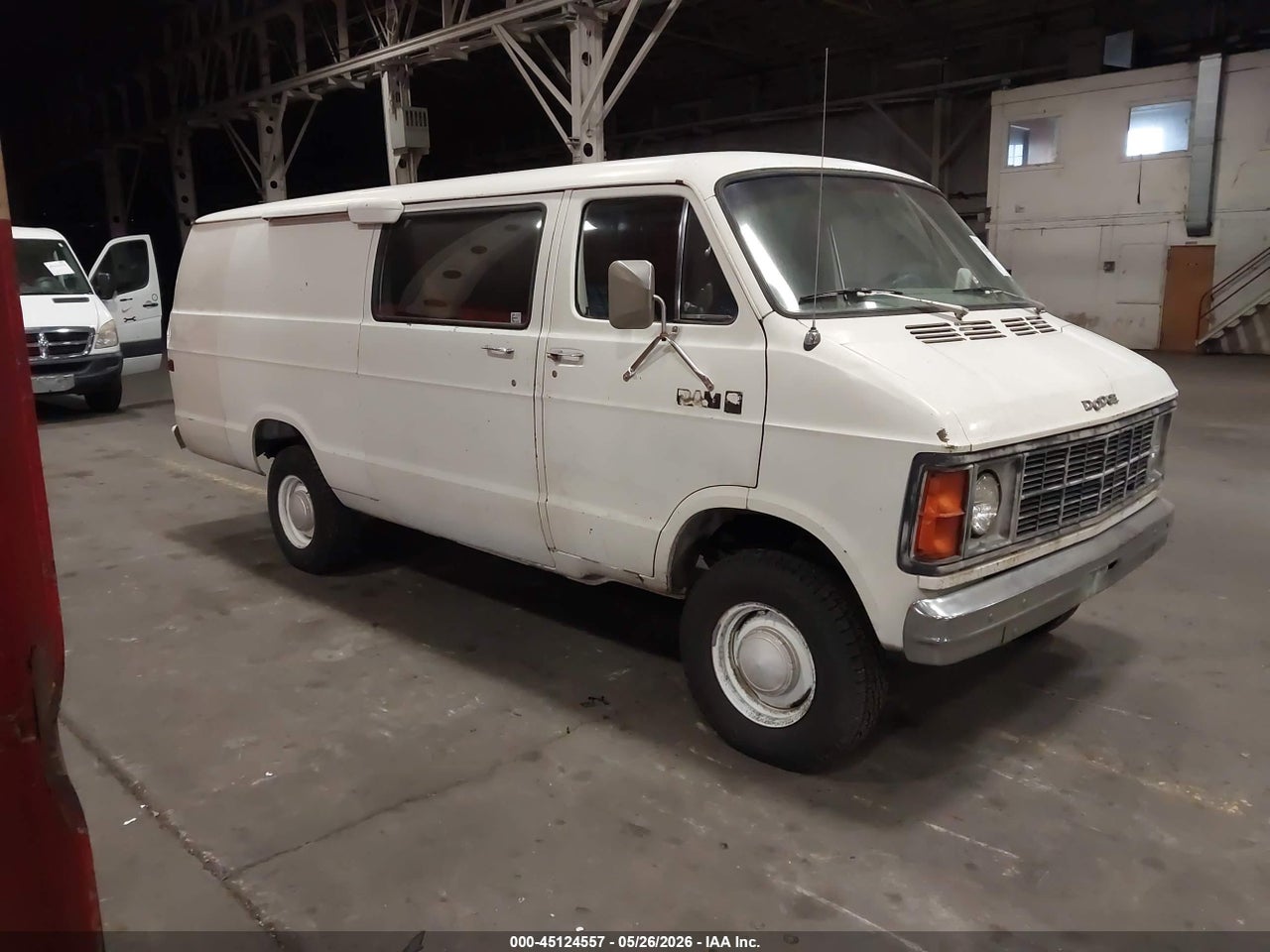 2B7HB23P4CK****** · 1982 DODGE RAM VAN B250
