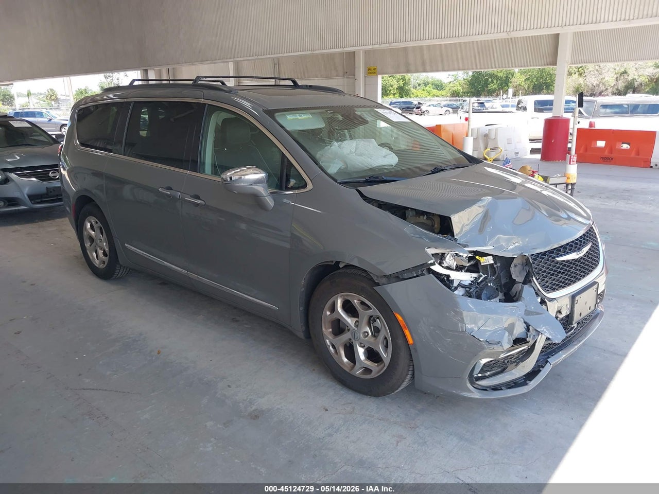 2C4RC1GG6NR****** · 2022 CHRYSLER PACIFICA LIMITED