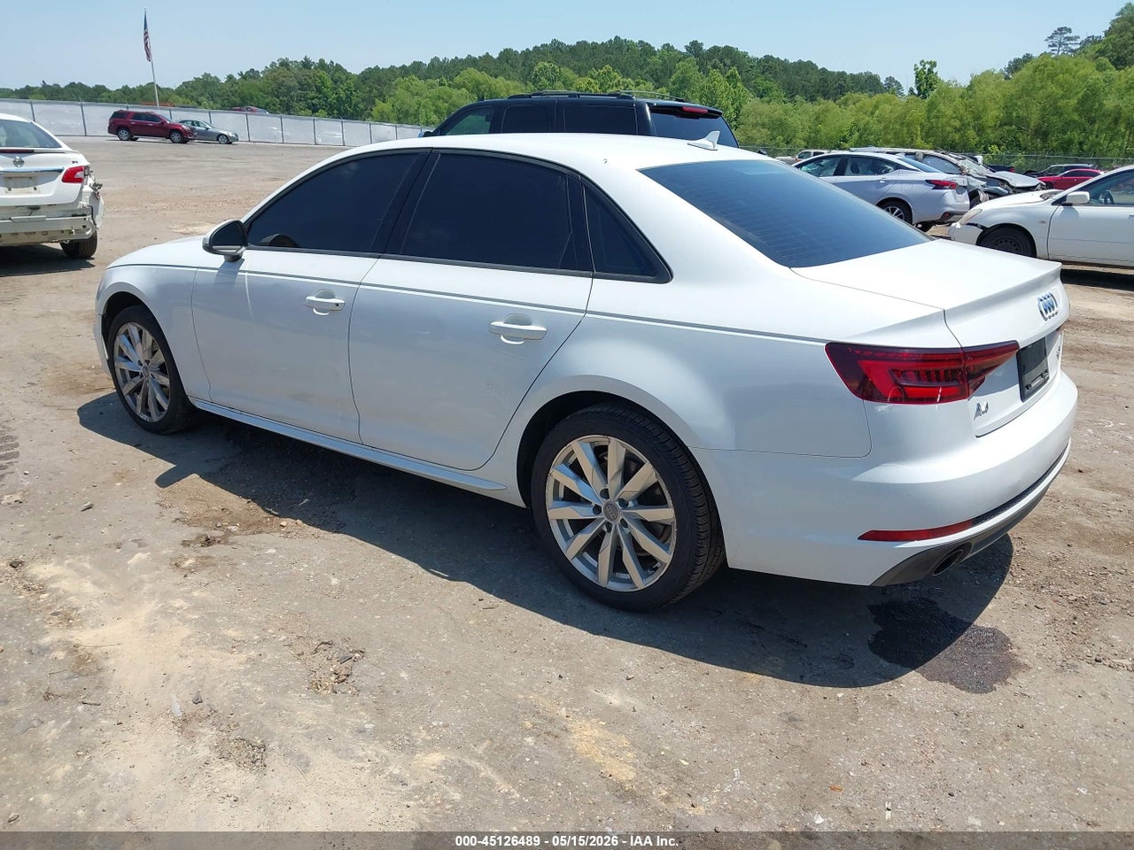 2018 AUDI A4 2.0T ULTRA PREMIUM · 3/11