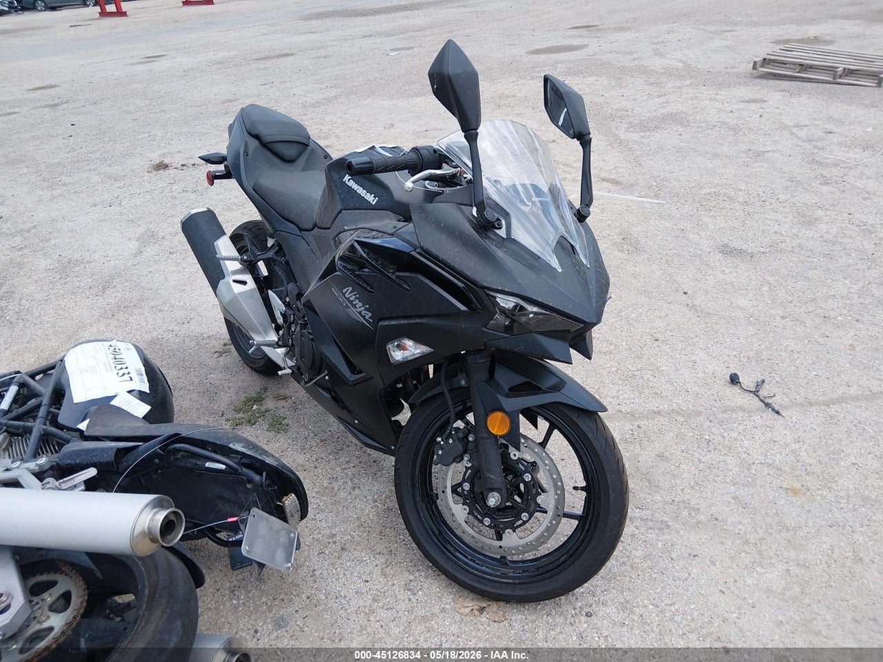 ML5EXGH18TD****** · 2026 KAWASAKI EX500 H