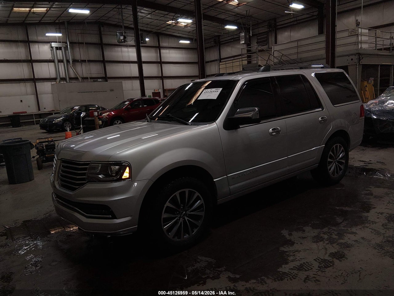 2016 LINCOLN NAVIGATOR SELECT · 2/11