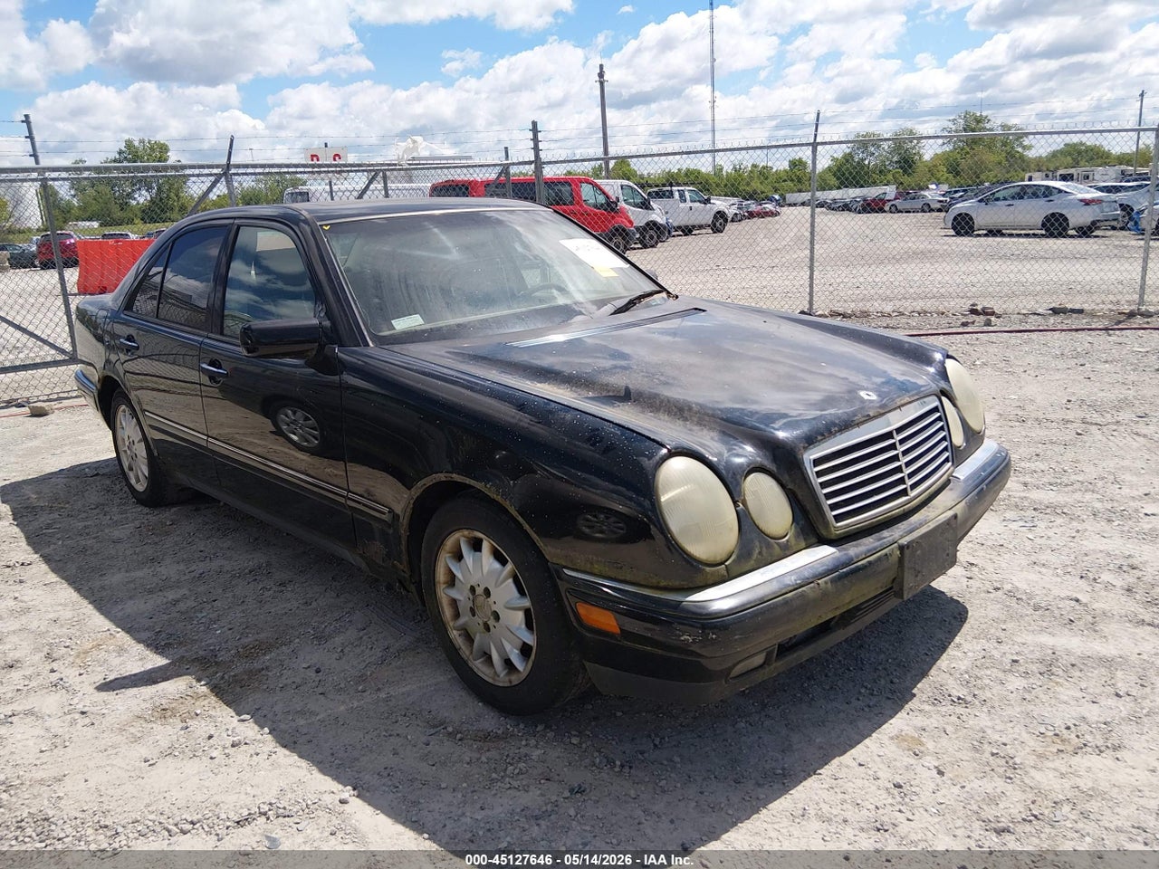 WDBJF25H8XA****** · 1999 MERCEDES-BENZ E 300 DIESEL