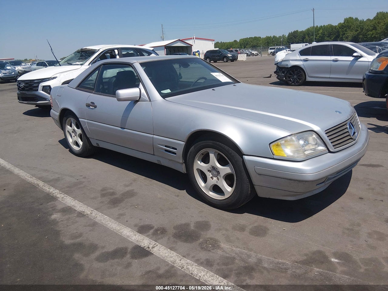 WDBFA67FXWF****** · 1998 MERCEDES-BENZ SL 500