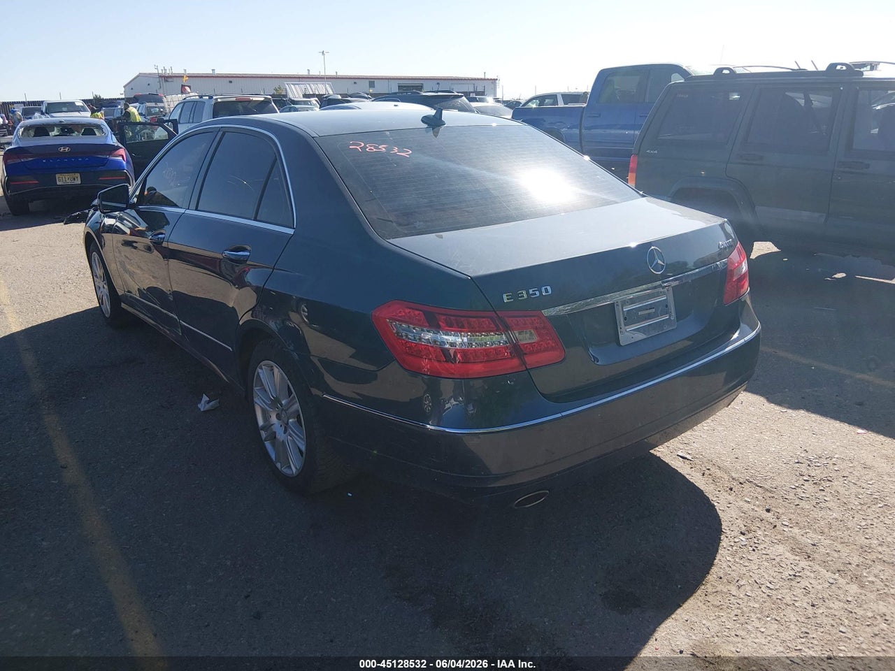 2013 MERCEDES-BENZ E 350 4MATIC · 3/10