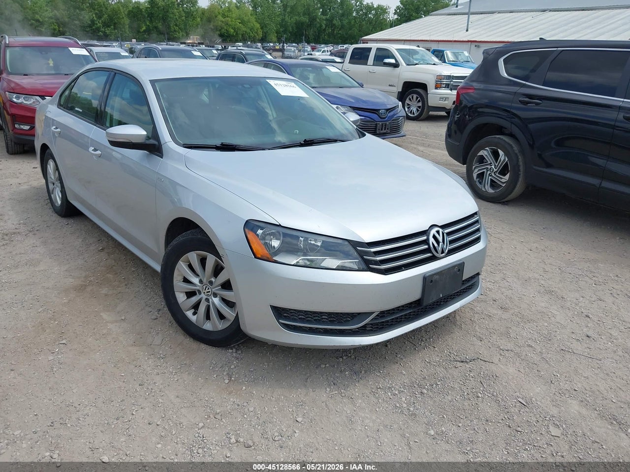 1VWAT7A35FC****** · 2015 VOLKSWAGEN PASSAT 1.8T WOLFSBURG EDITION