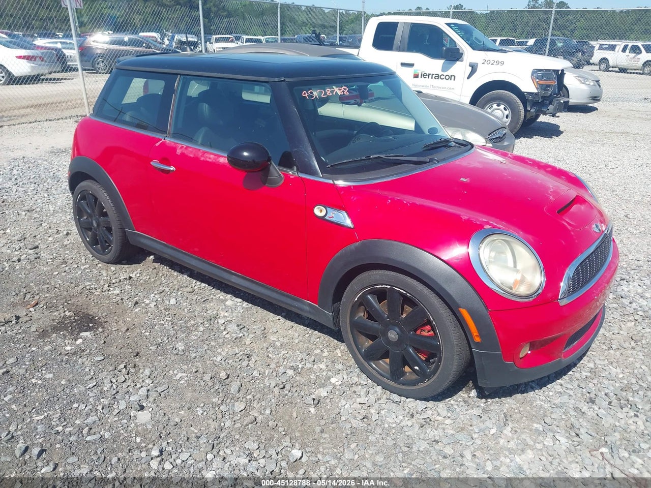 WMWMF7C57AT****** · 2010 MINI COOPER S