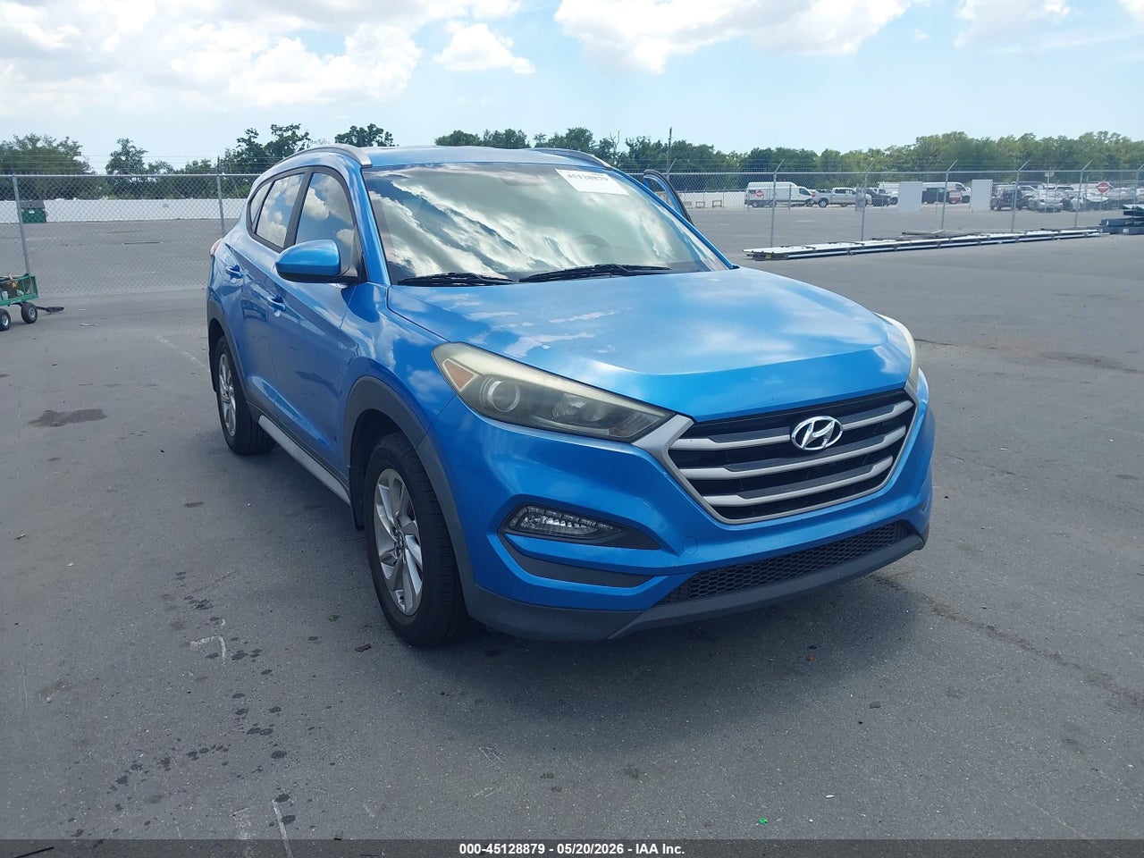 KM8J33A42HU****** · 2017 HYUNDAI TUCSON LIMITED/SPORT AND ECO/SE