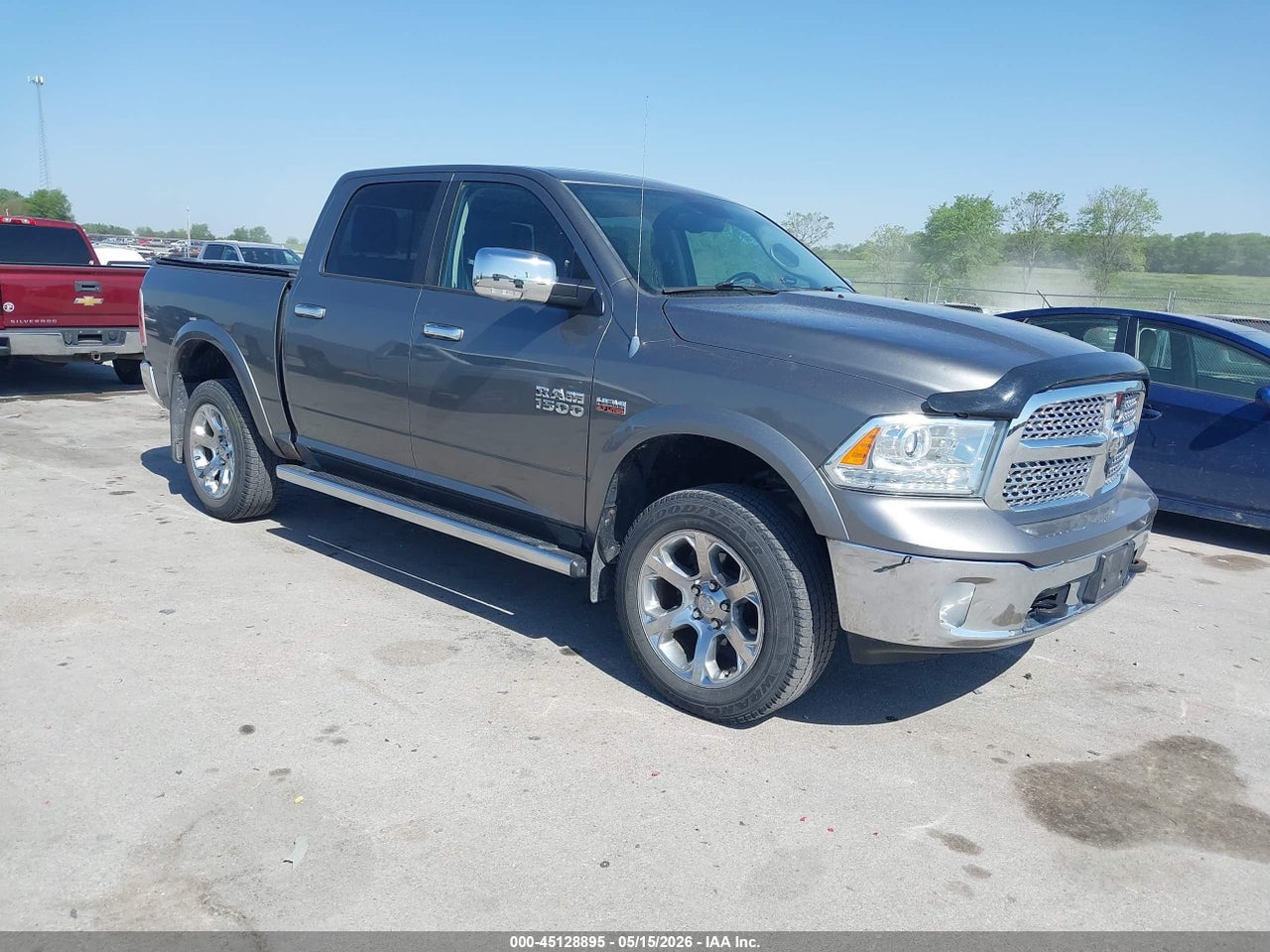 1C6RR7NT3DS****** · 2013 RAM 1500 LARAMIE