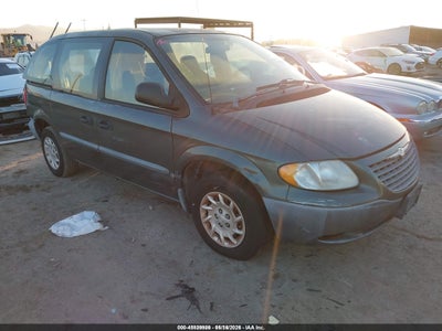 1C4GJ25312B****** · 2002 CHRYSLER VOYAGER