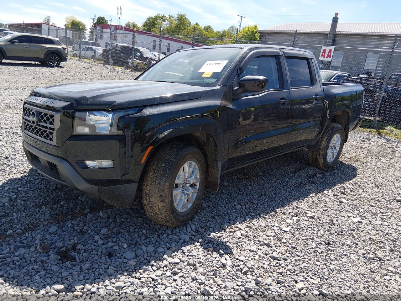2022 NISSAN FRONTIER SV 4X4 · 2/11