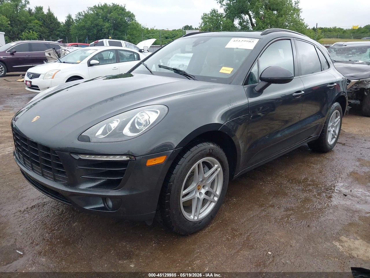 WP1AA2A58HL****** · 2017 PORSCHE MACAN · 2/11