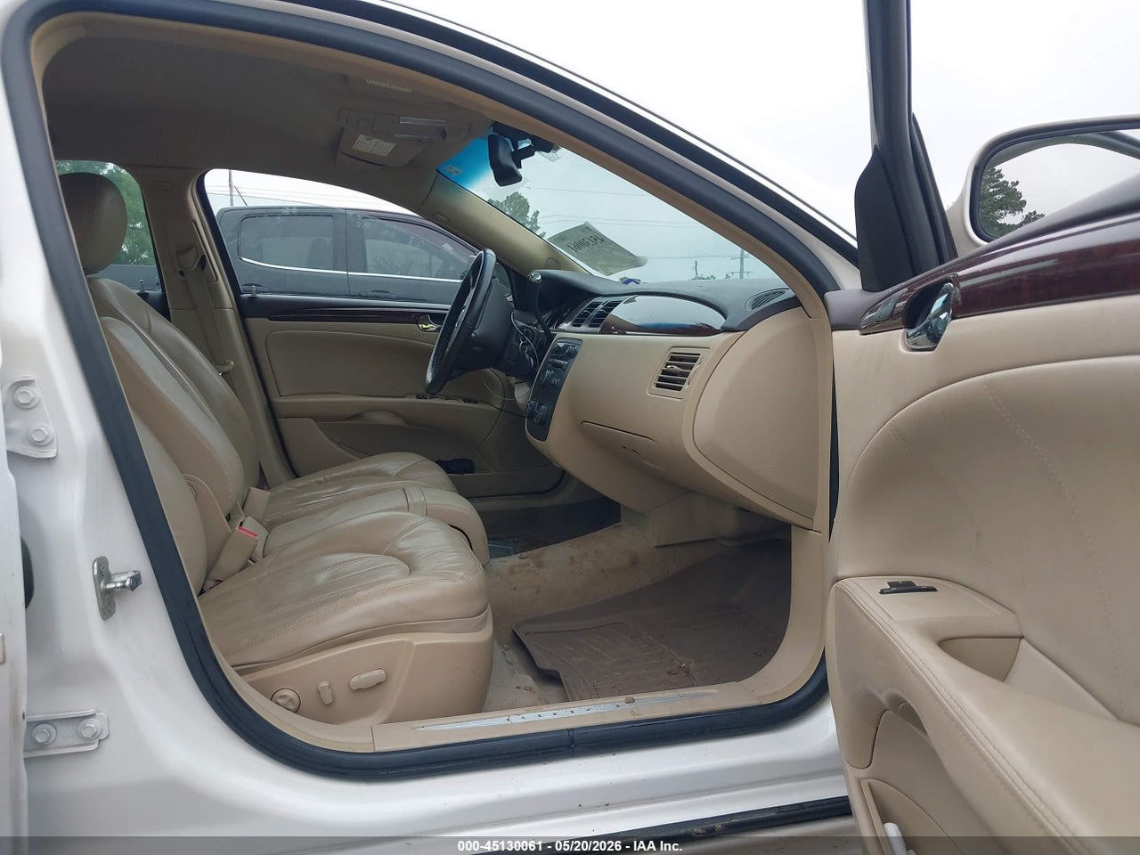 2011 BUICK LUCERNE CXL · 5/11