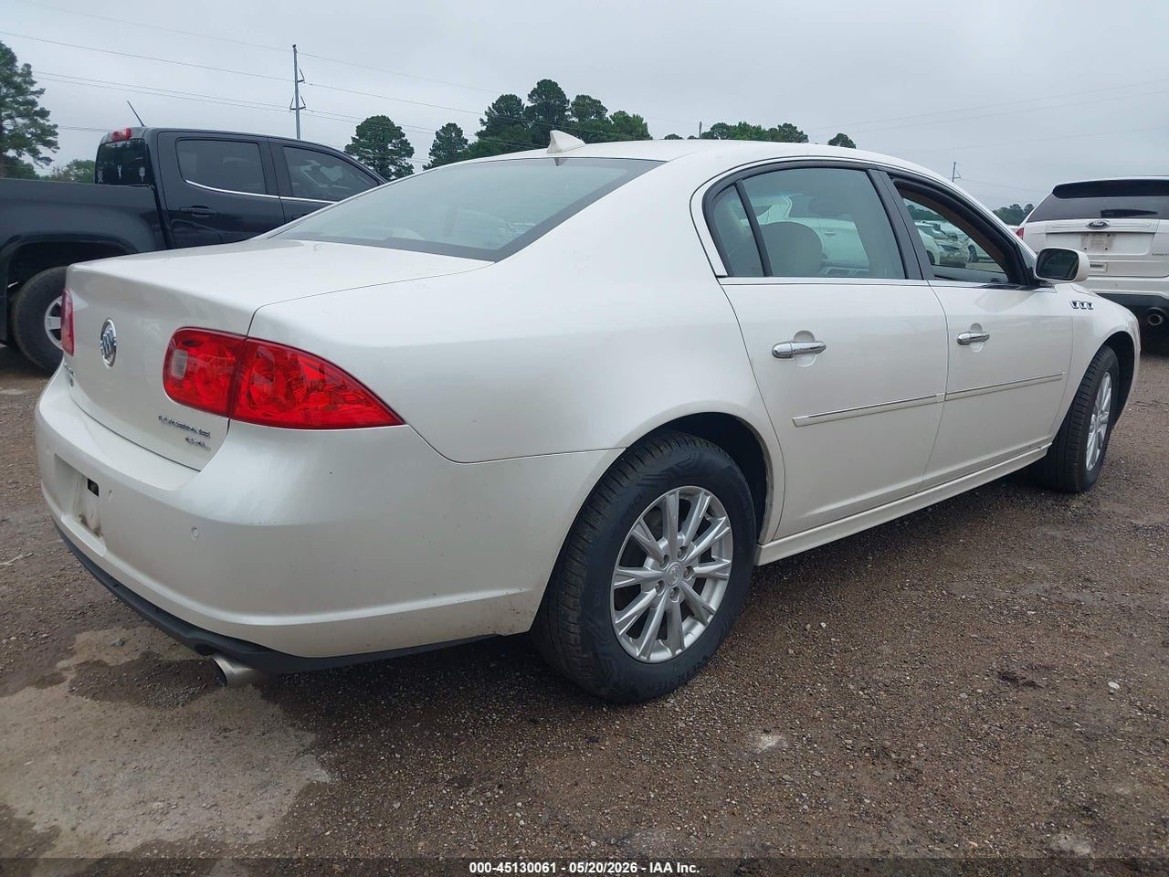 2011 BUICK LUCERNE CXL · 4/11