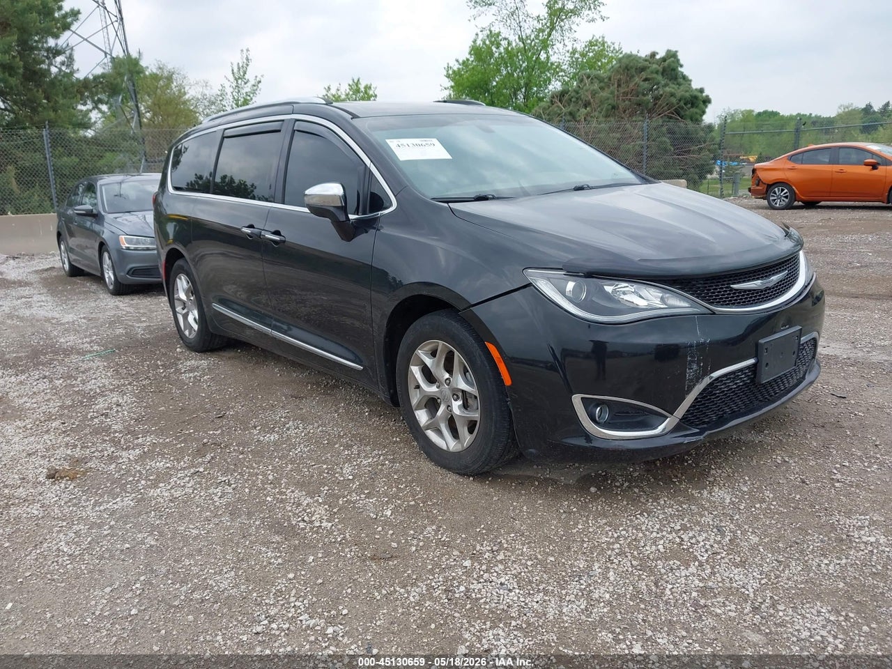 2017 CHRYSLER PACIFICA LIMITED