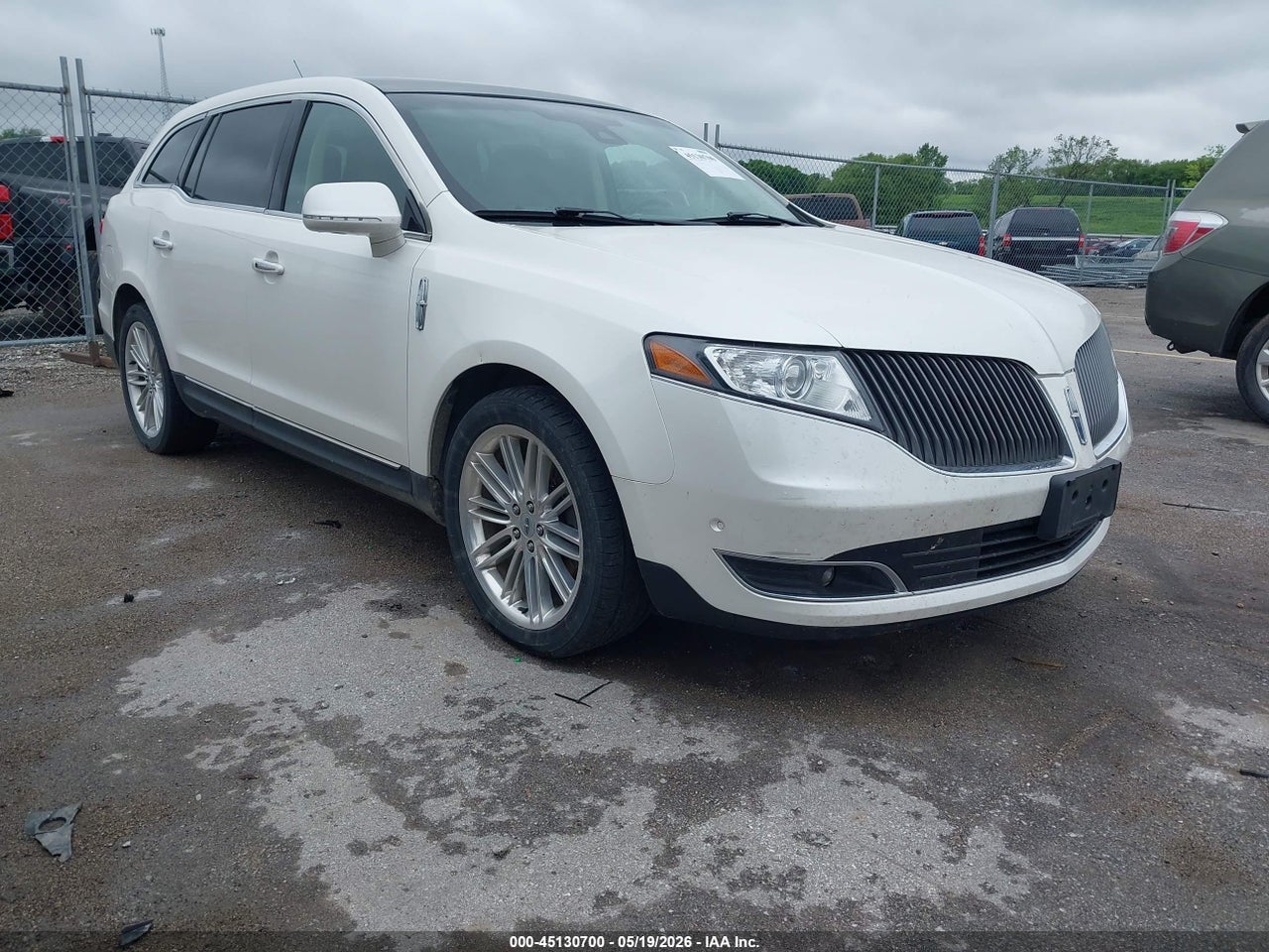 2LMHJ5AT8FB****** · 2015 LINCOLN MKT ECOBOOST