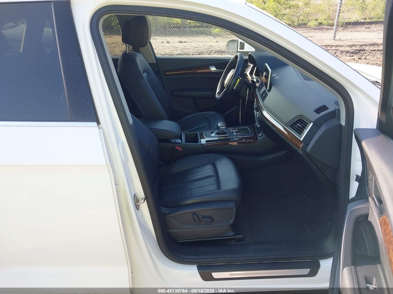 2018 AUDI Q5 2.0T PREMIUM/2.0T TECH PREMIUM · 5/11