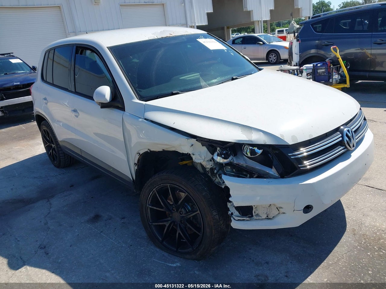 WVGAV3AX2DW****** · 2013 VOLKSWAGEN TIGUAN S