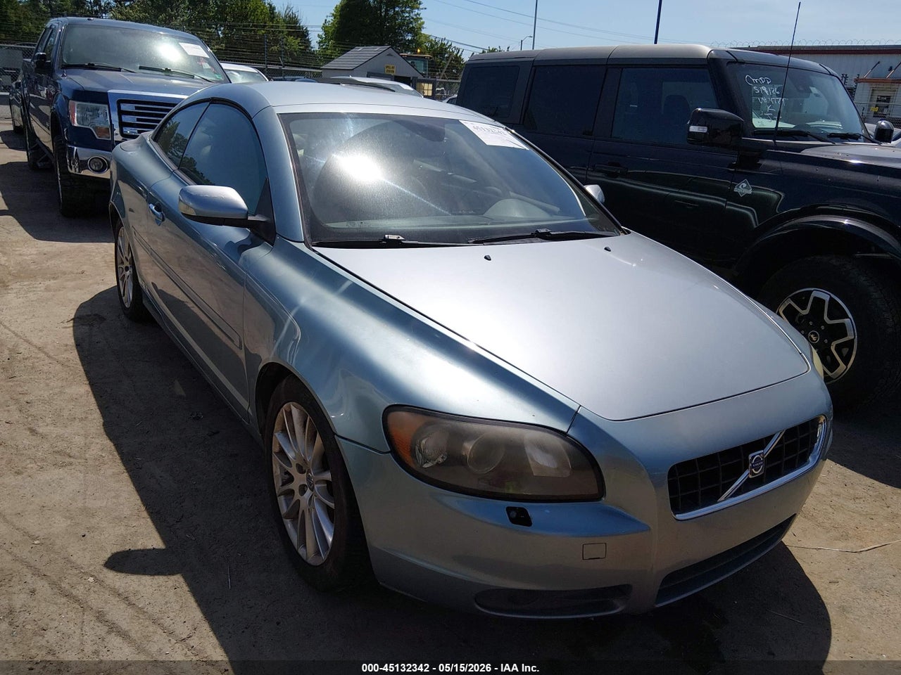 YV1MC68286J****** · 2006 VOLVO C70 T5