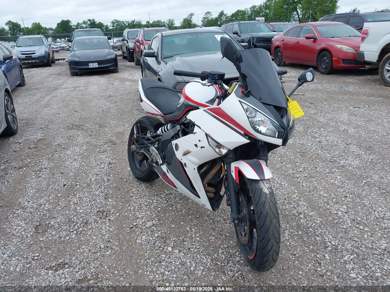 JKAEXEC11BD****** · 2011 KAWASAKI EX650 C