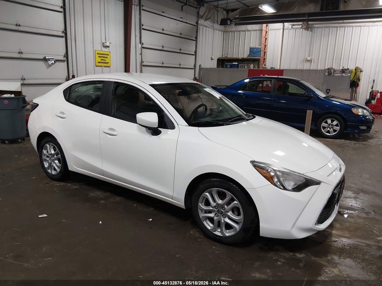 3MYDLBZV1GY****** · 2016 SCION IA