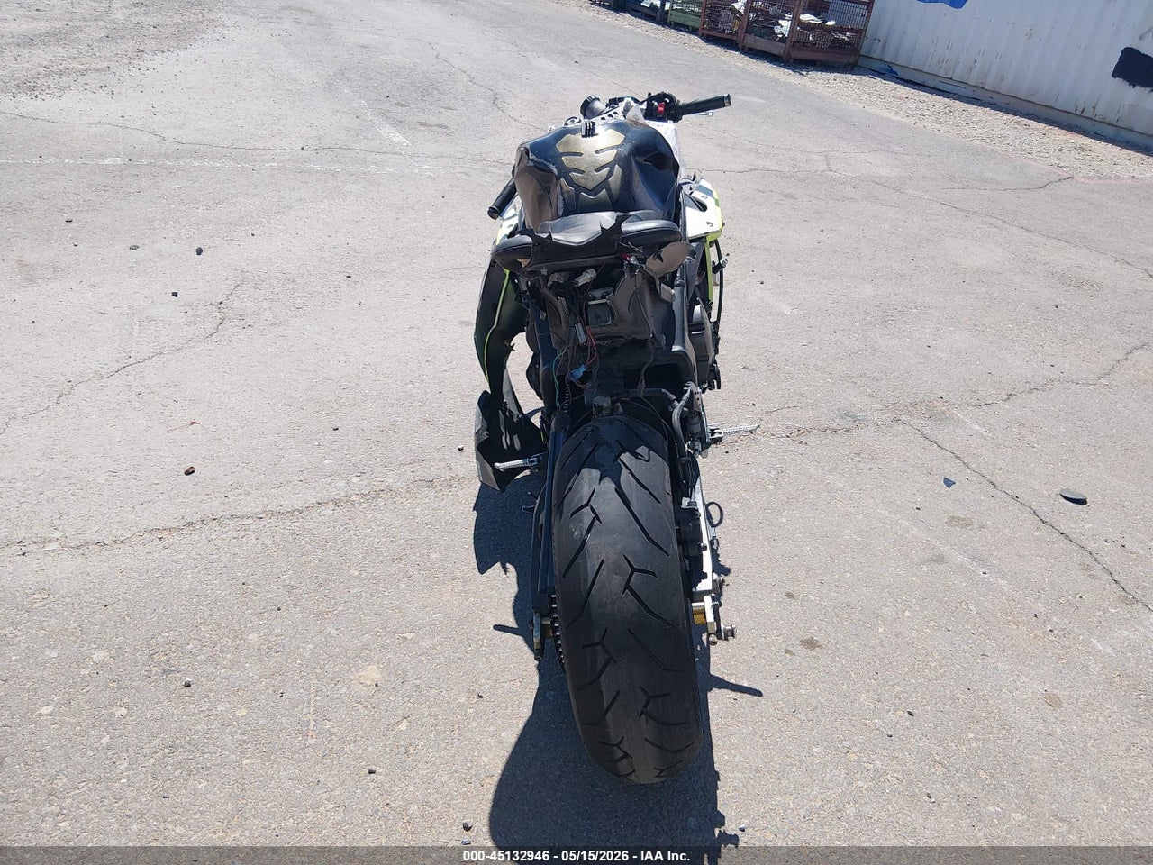2012 YAMAHA YZFR1 · 6/10