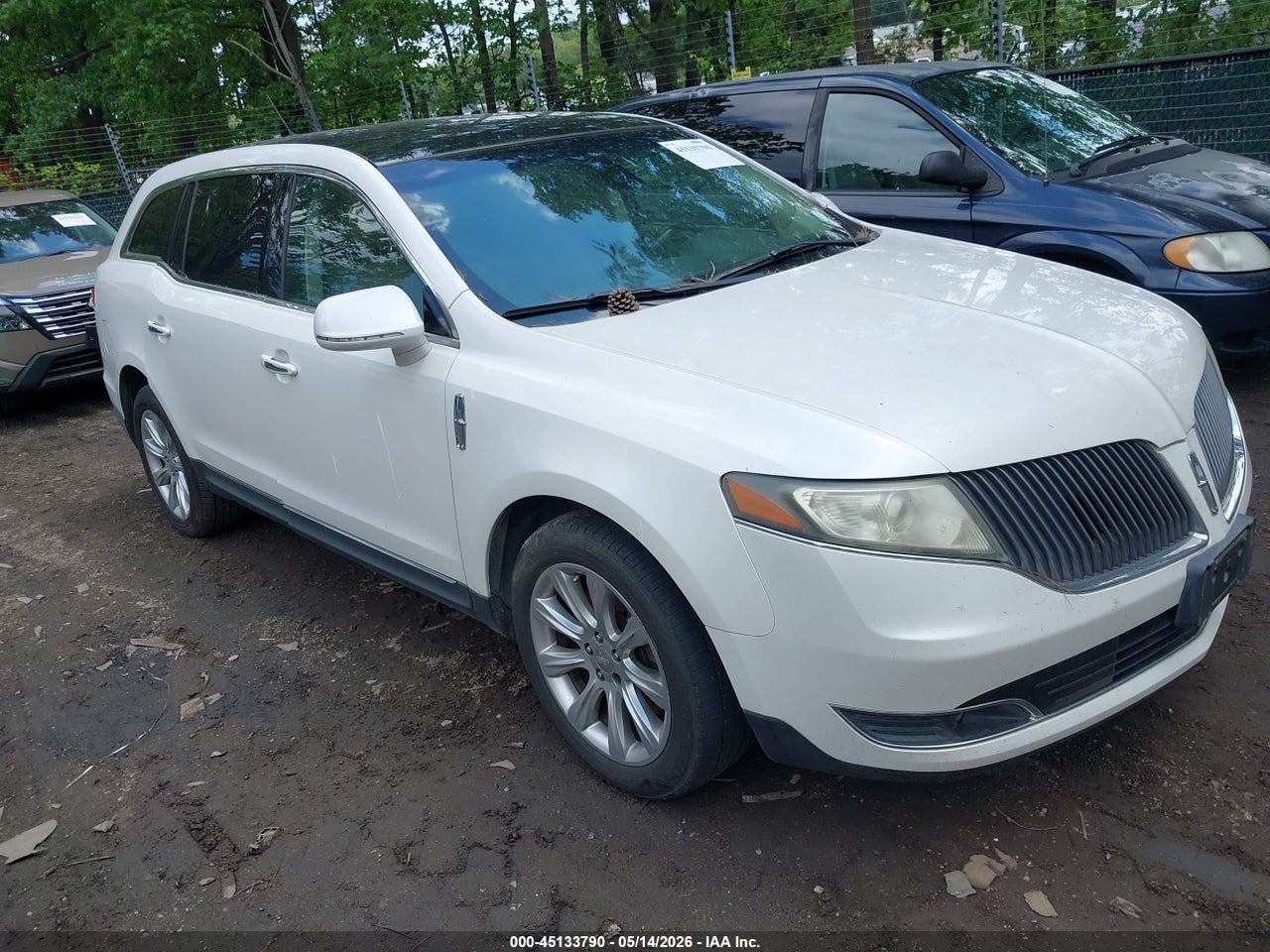 2LMHJ5FKXDB****** · 2013 LINCOLN MKT