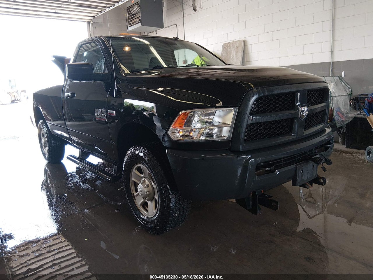 3C6LR5AT7JG****** · 2018 RAM 2500 TRADESMAN  4X4 8' BOX