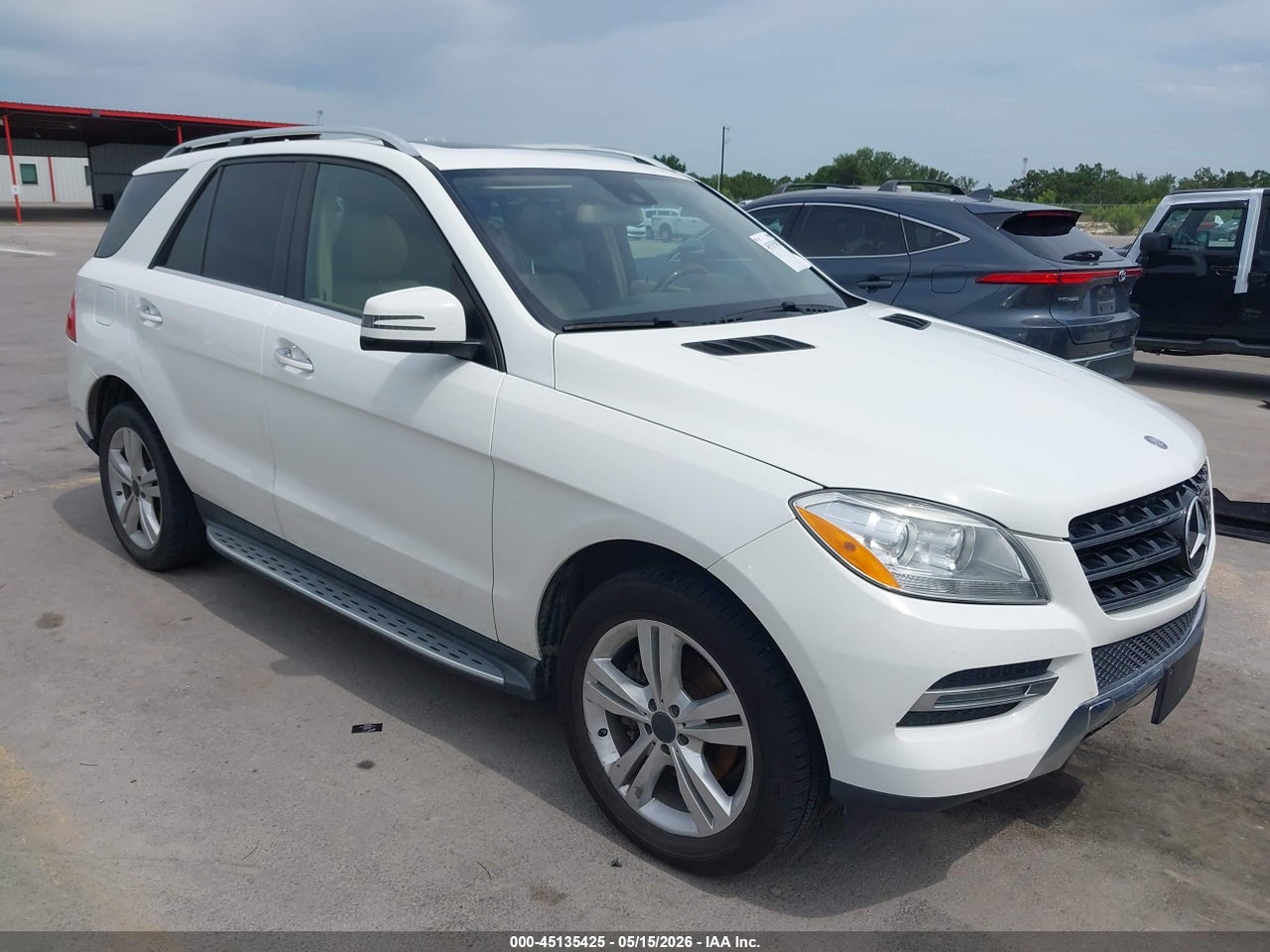 4JGDA5JB1FA****** · 2015 MERCEDES-BENZ ML 350