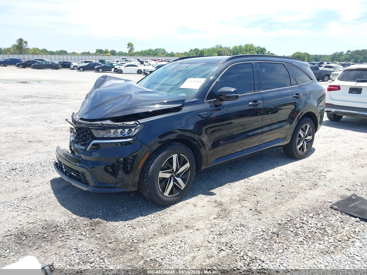 2022 KIA SORENTO S · 2/11