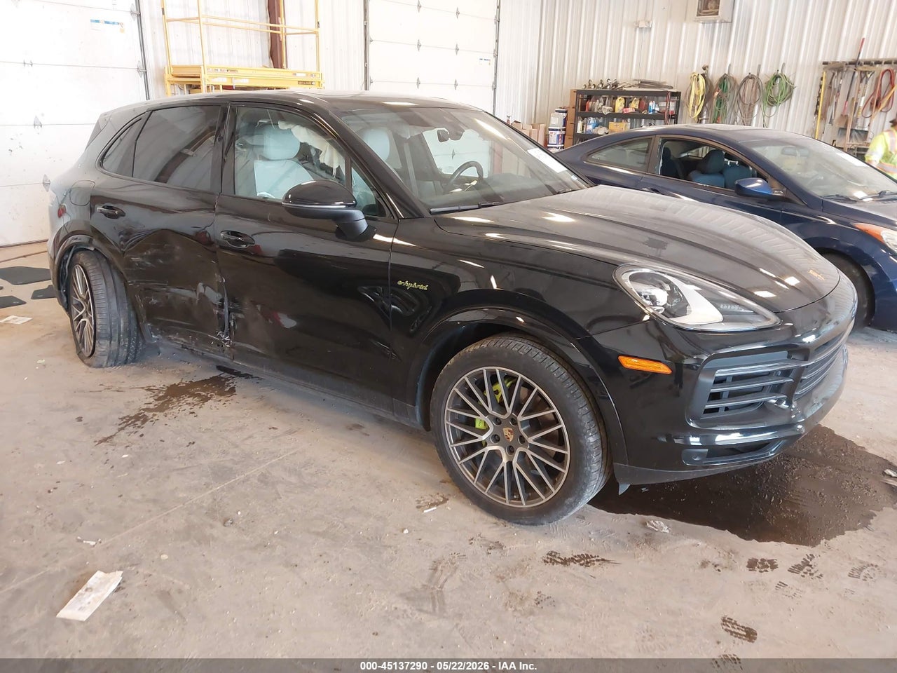 WP1AE2AY9PD****** · 2023 PORSCHE CAYENNE E-HYBRID PLATINUM EDITION