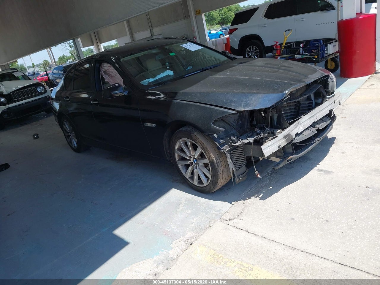 WBAFR1C5XBC****** · 2011 BMW 528I